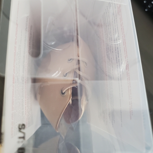 Adjust The Bust Adhesive Bra, Cup Size B - Picture 7 of 9